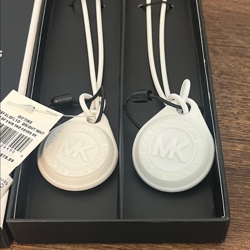 Michael Kors White Silicone MK Logo AirTag Holder